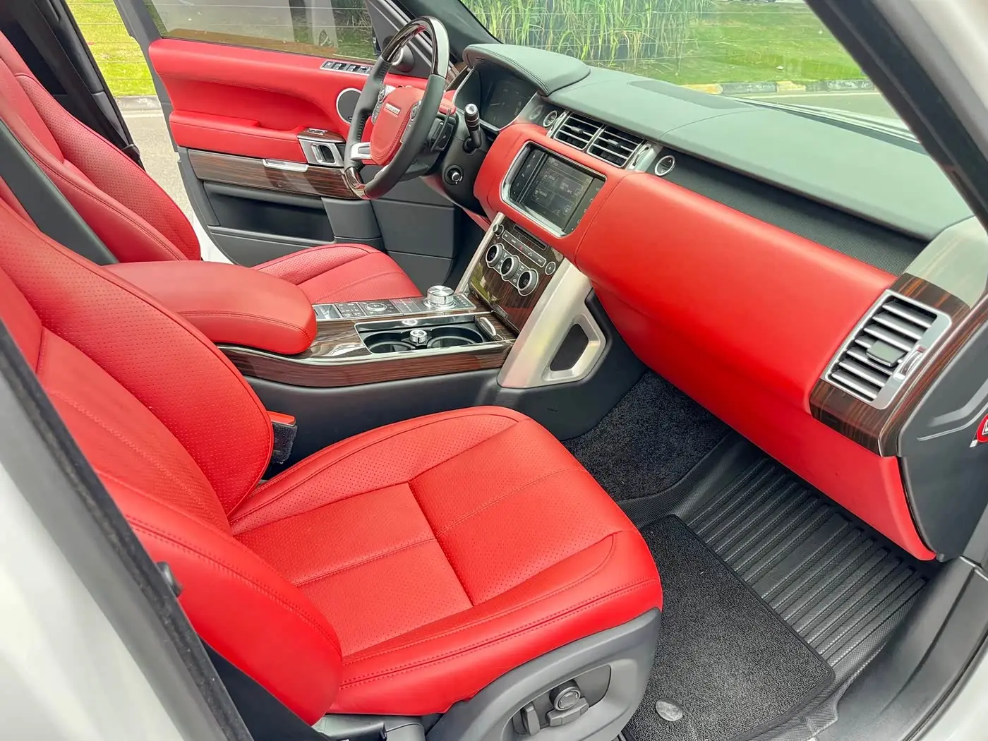 Land Rover Range Rover 2016 — Şəkil 13/19