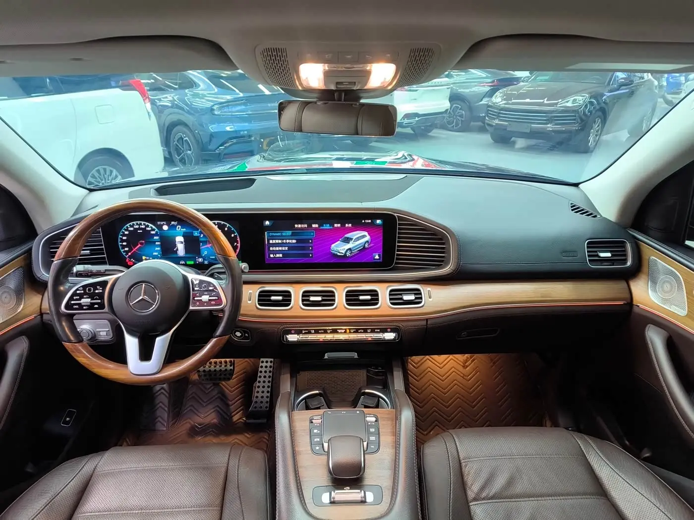 Mercedes-Benz GLS 2021 — Photo 20/20