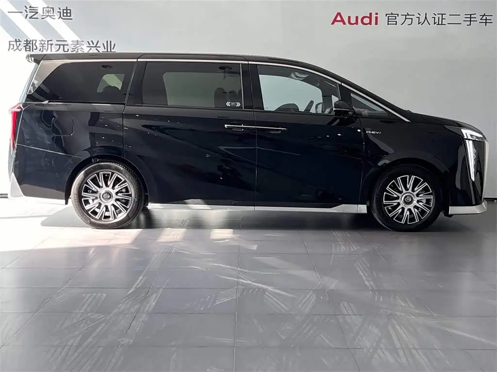 GAC Trumpchi Trumpchi E9 2026 — Photo 3/16
