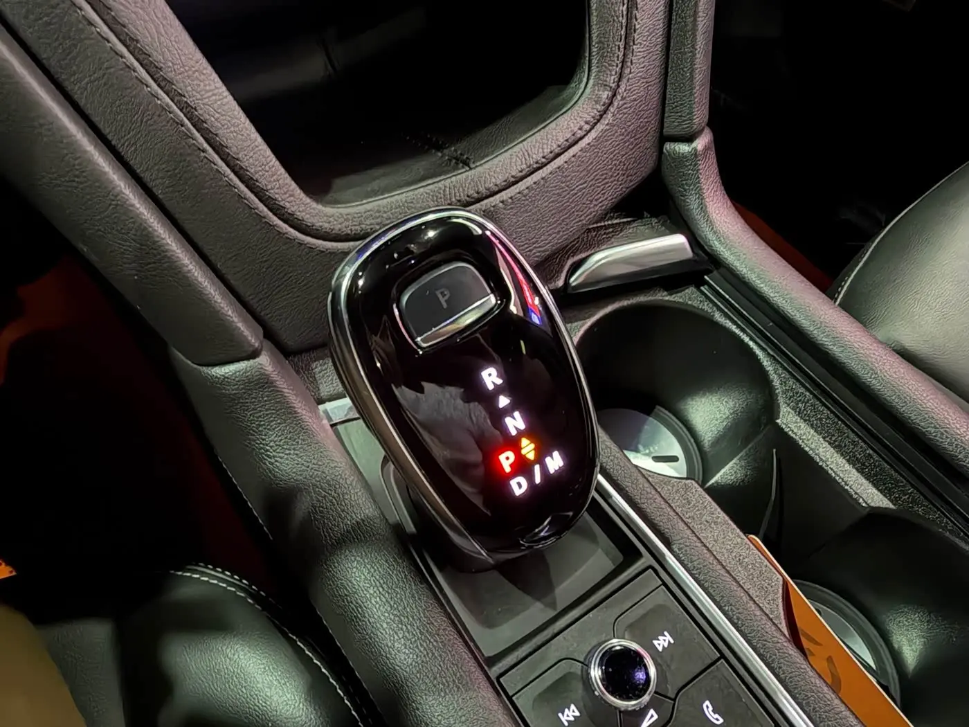 Cadillac XT6 2024 — Şəkil 10/20