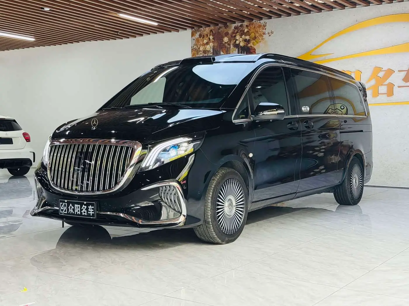 Mercedes-Benz Vito 2022 — Photo 1/20
