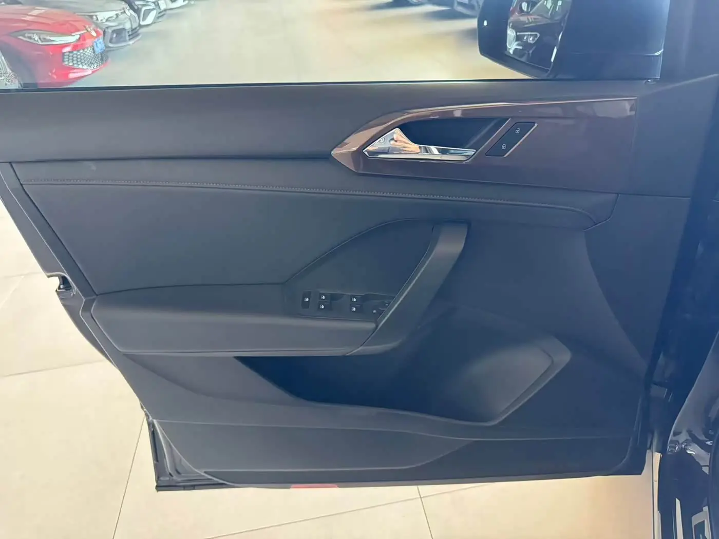 Volkswagen Tharu 2022 — Şəkil 12/18