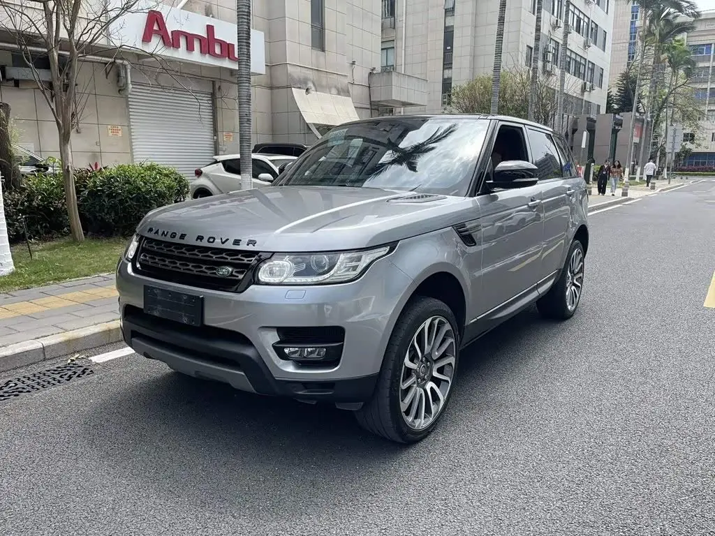 Land Rover Range Rover Sport 2017 — Photo 1/9