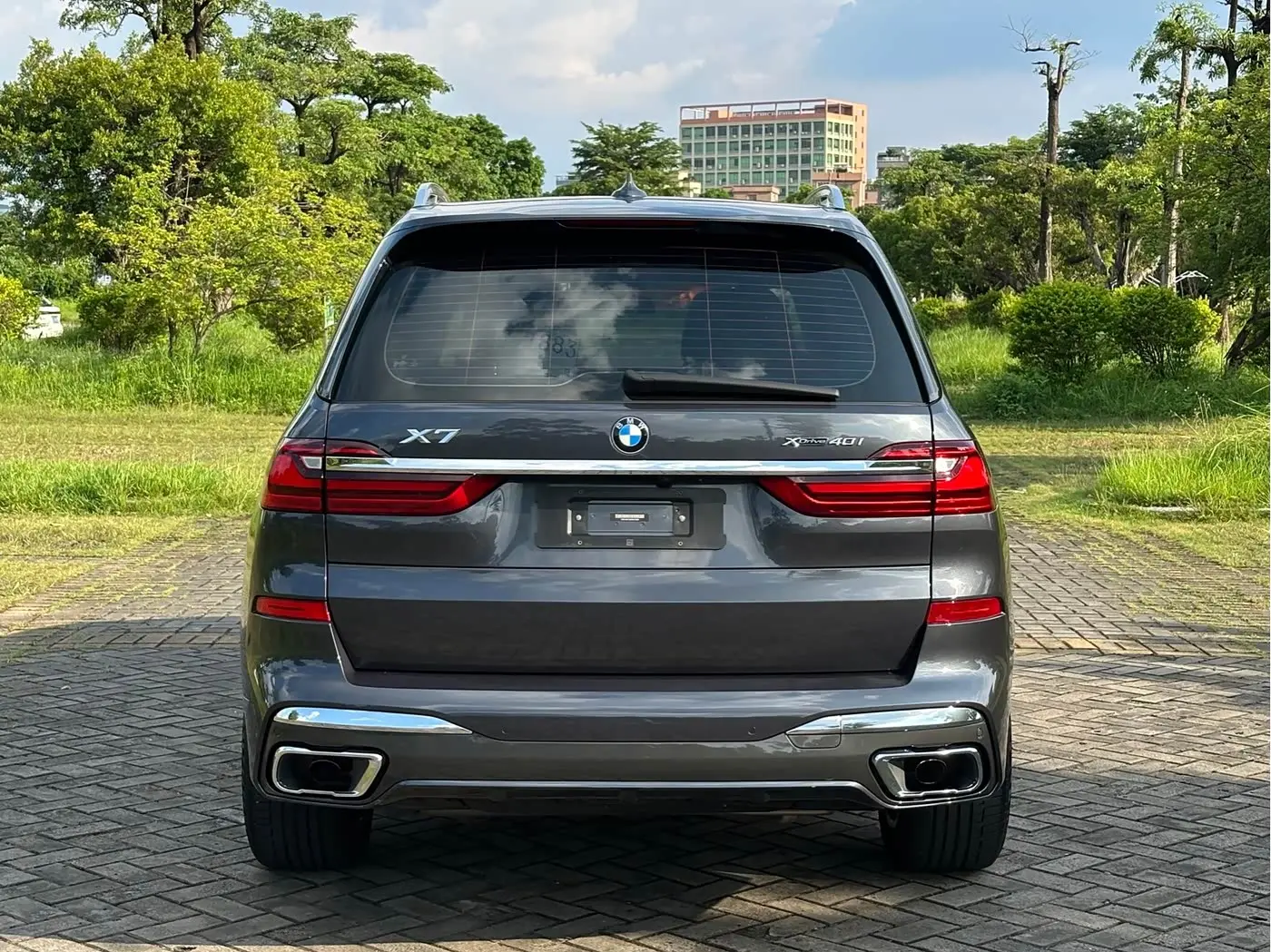 BMW X7 2021 — Photo 5/20