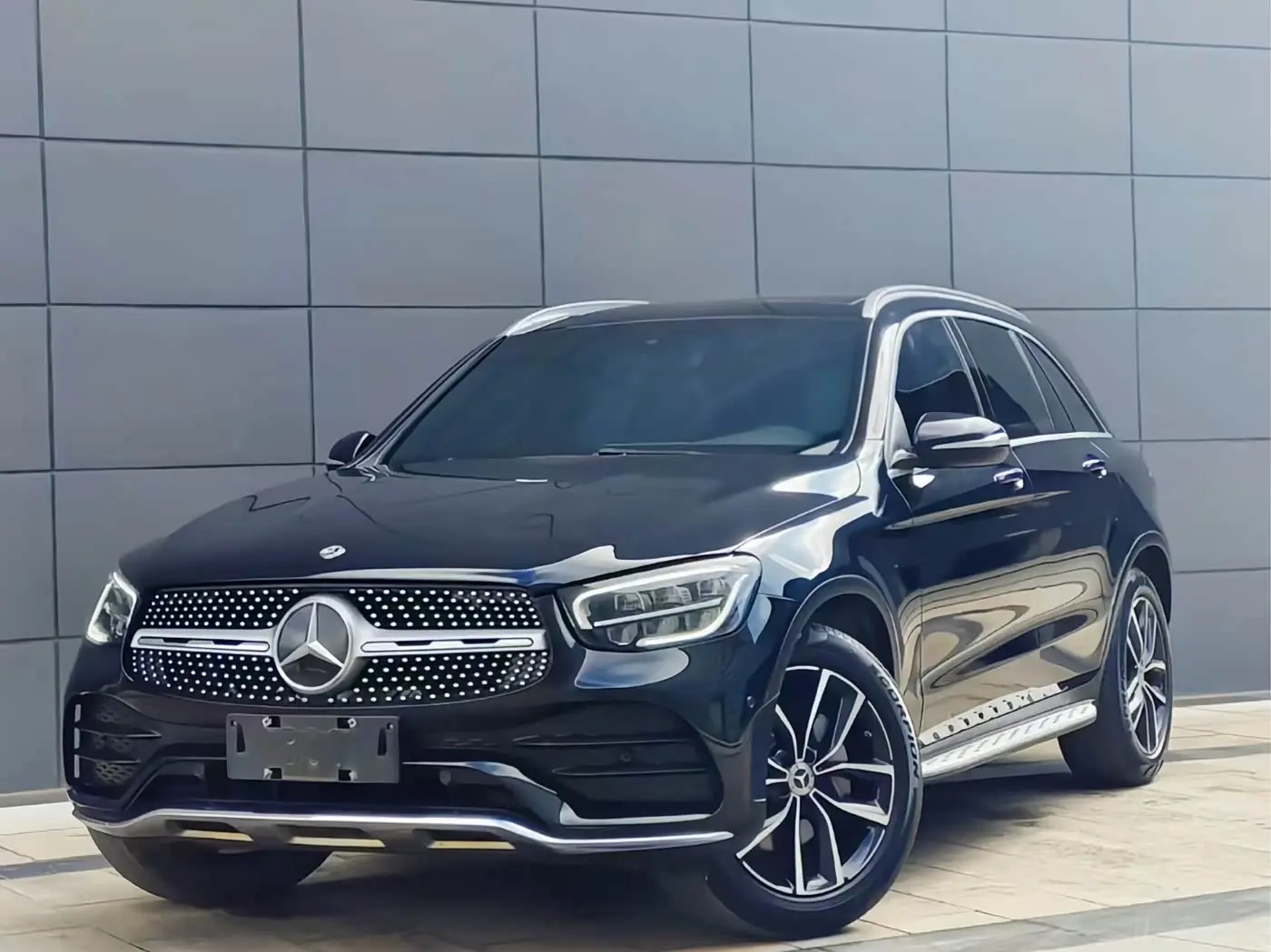 Mercedes-Benz GLC 2021 — Photo 1/9