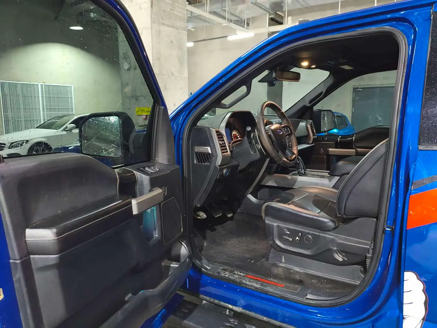 Ford F-150 Raptor 2018 — Фото 12/18