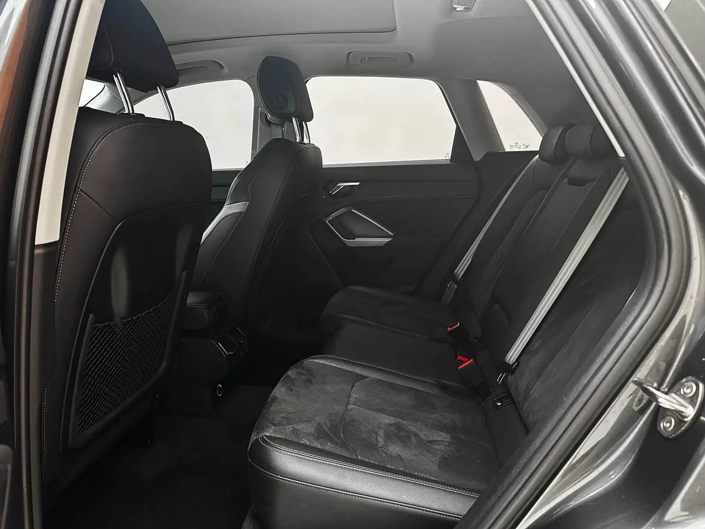 Audi Q3 2022 — Photo 15/20