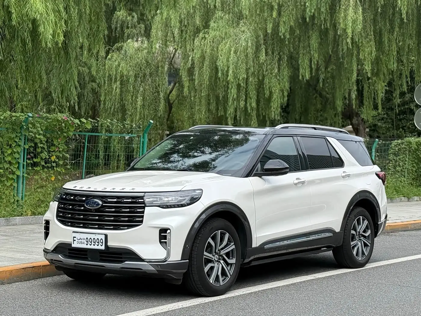Ford Explorer, 2023