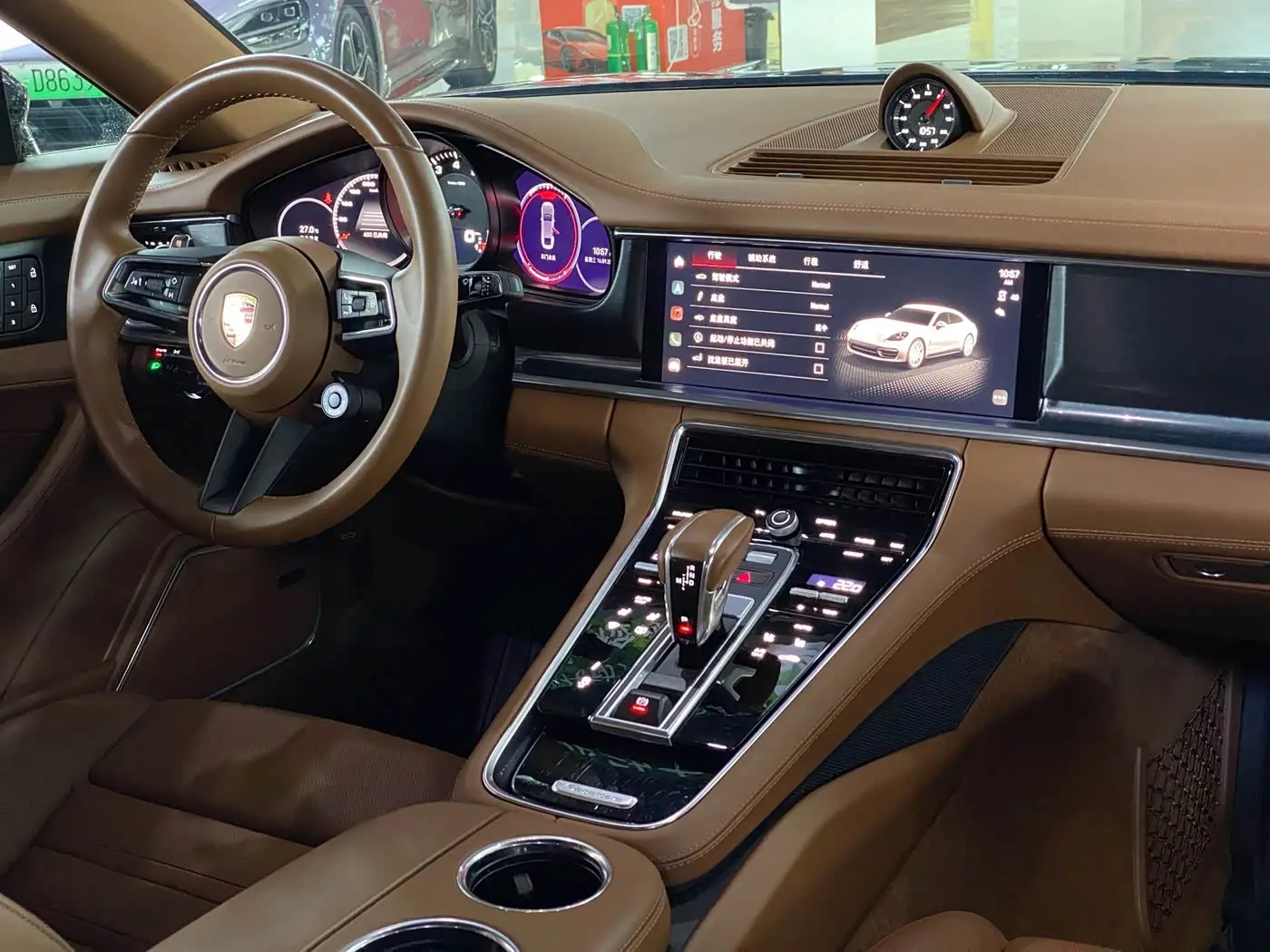 Porsche Panamera 2023 — Photo 15/17