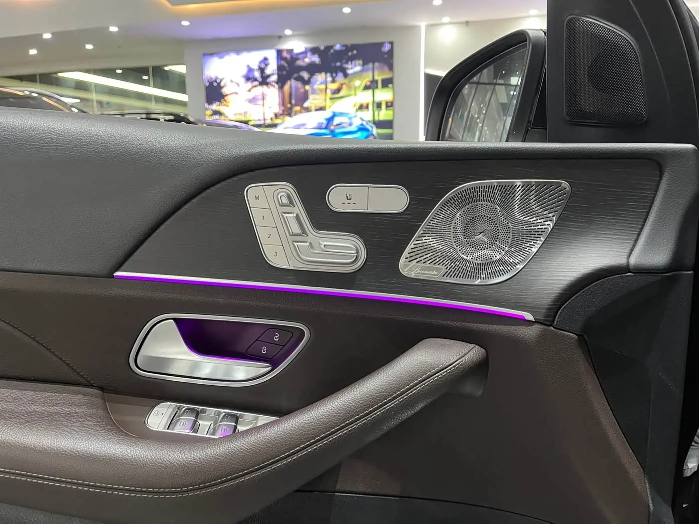 Mercedes-Benz GLE 2023 — Фото 8/20