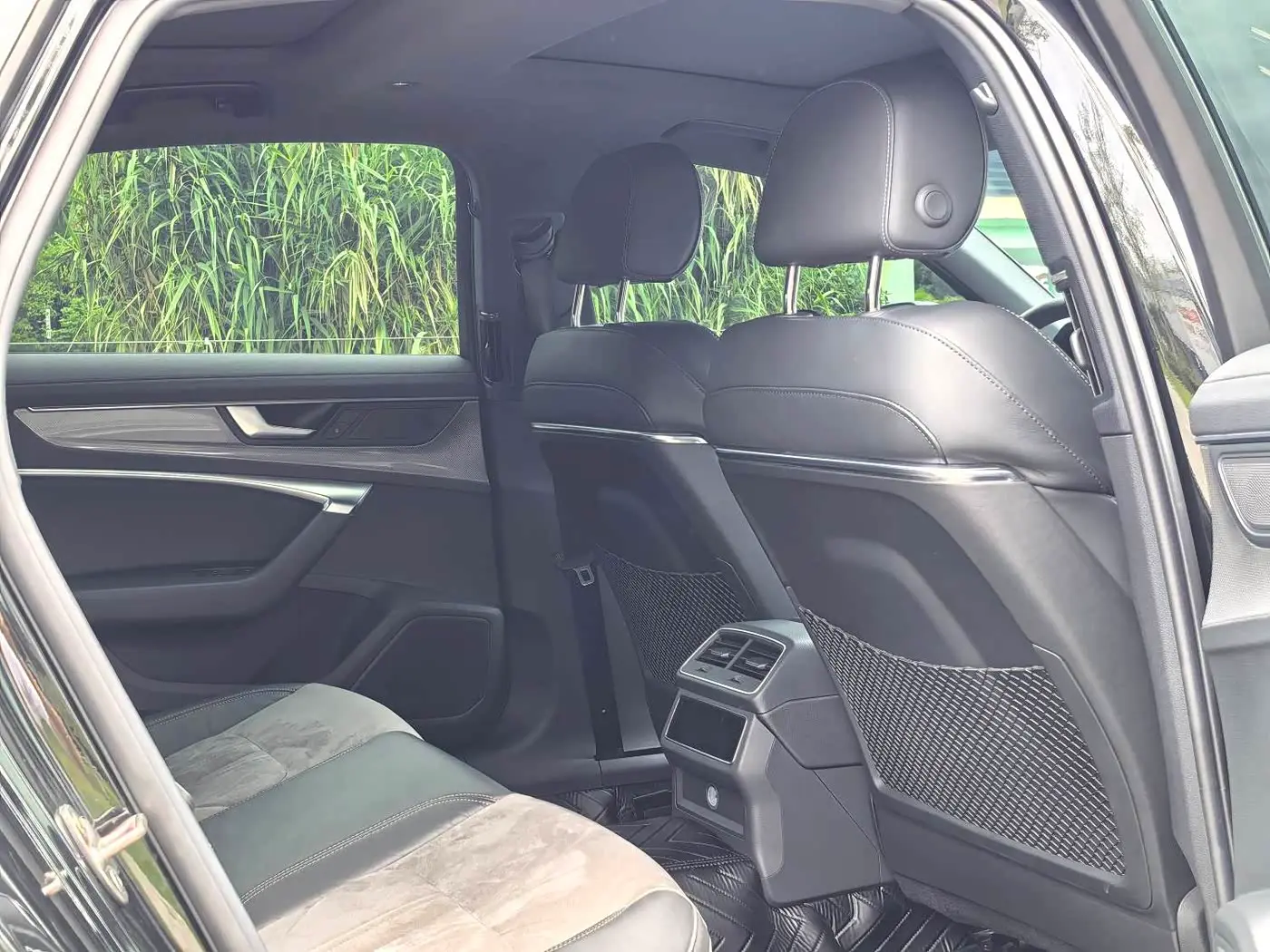 Audi A6L 2022 — Photo 5/8