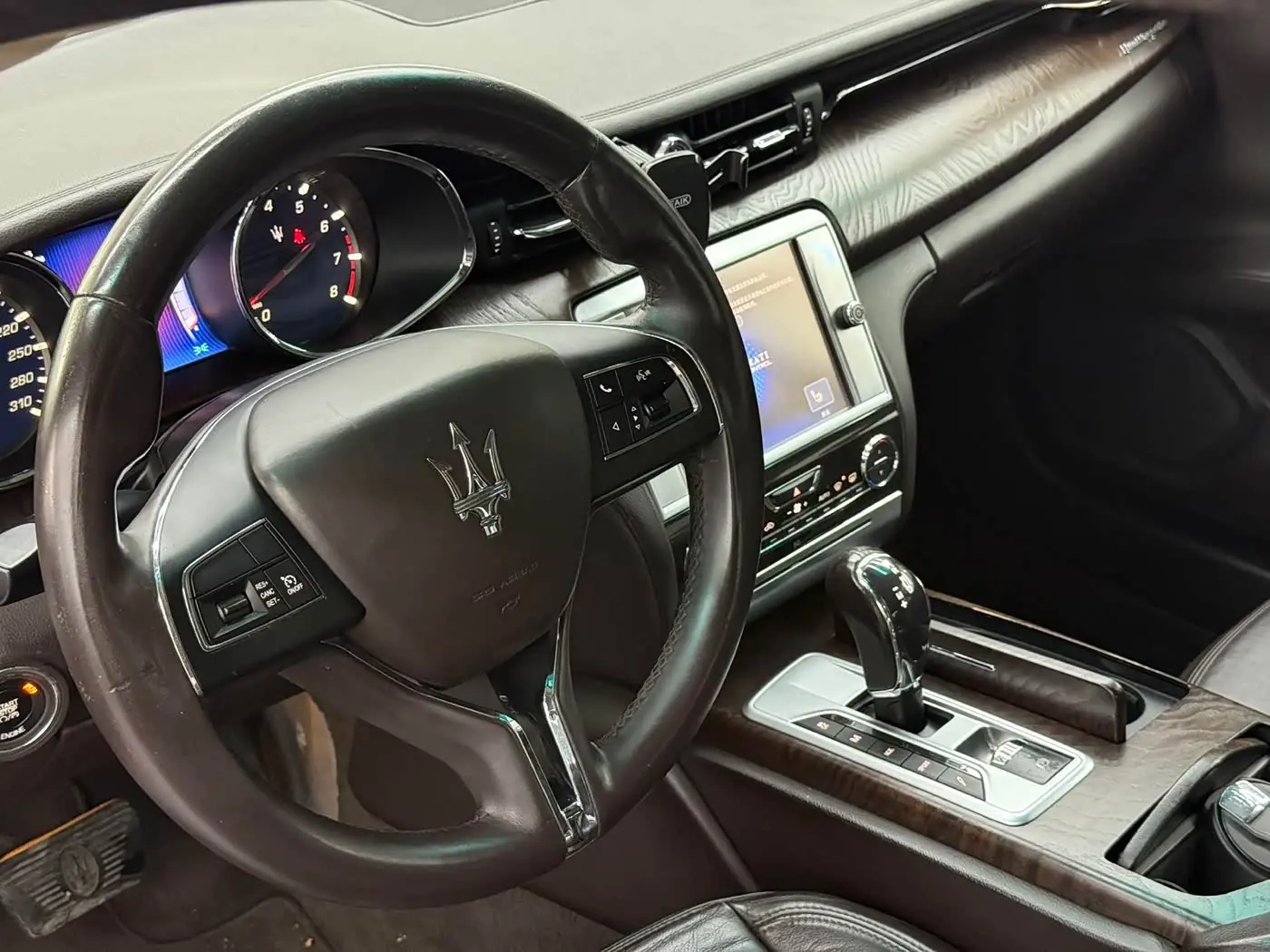 Maserati Quattroporte 2016 — Photo 5/9