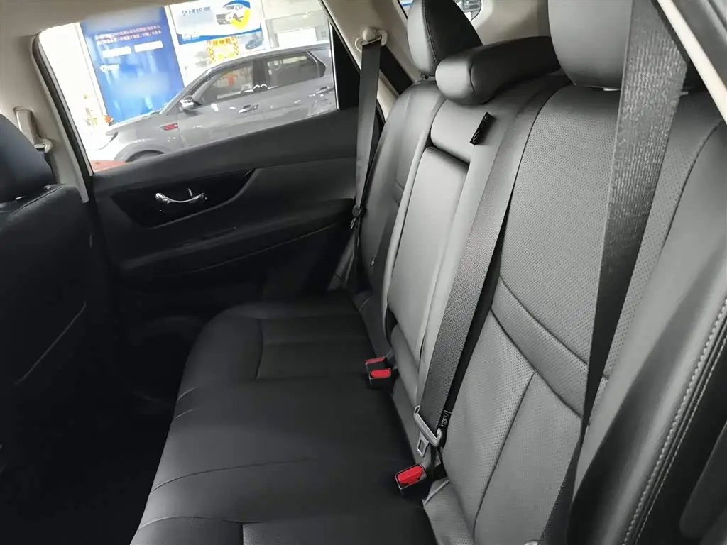 Nissan X-Trail 2025 — Photo 17/20