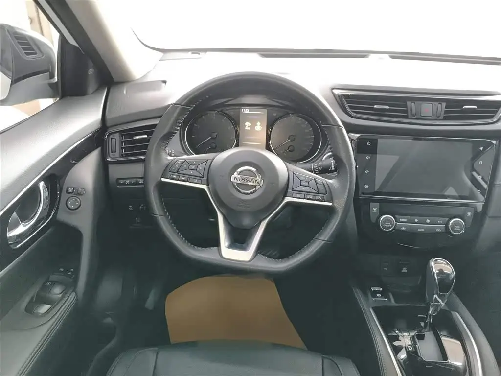 Nissan X-Trail 2025 — Photo 11/20