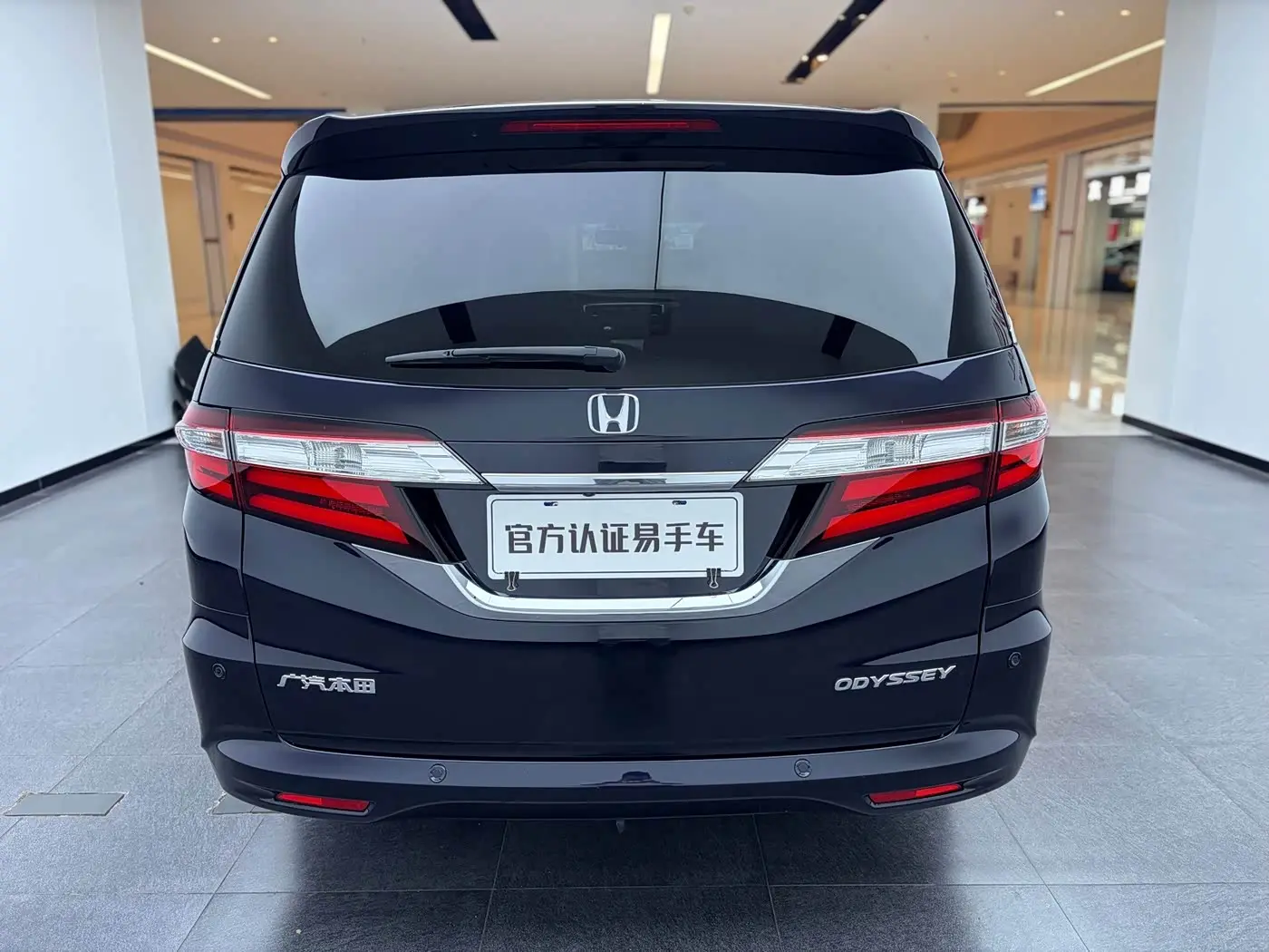 Honda Odyssey 2019 — Фото 3/20