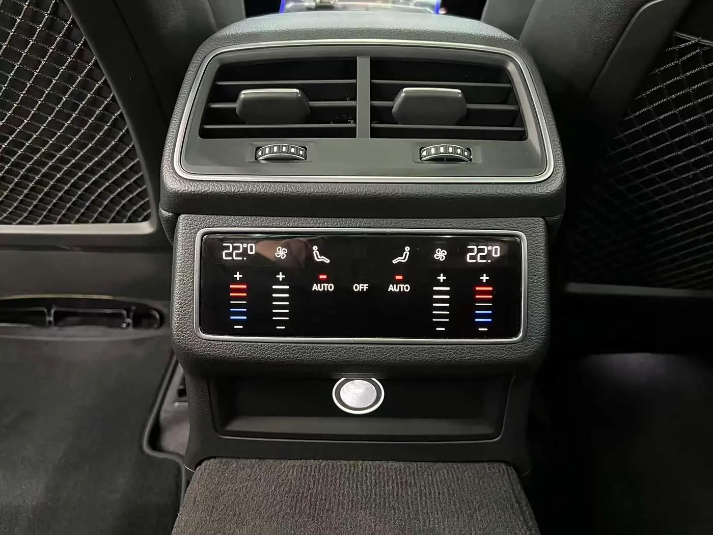 Audi A6L 2022 — Photo 16/20