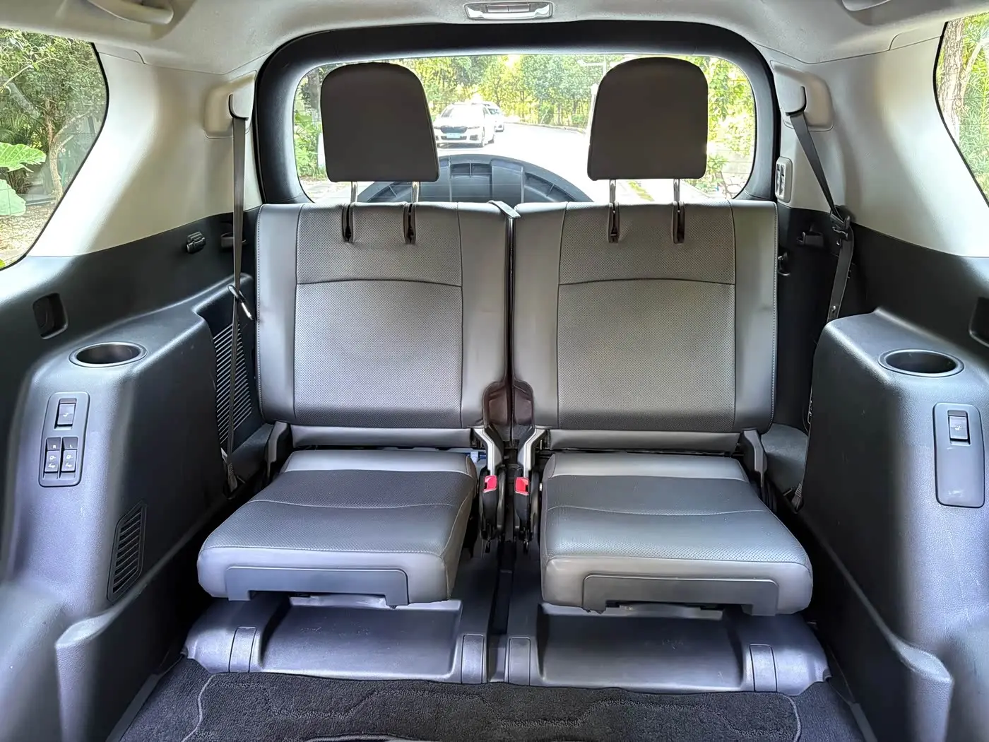 Toyota Prado 2020 — Photo 14/20