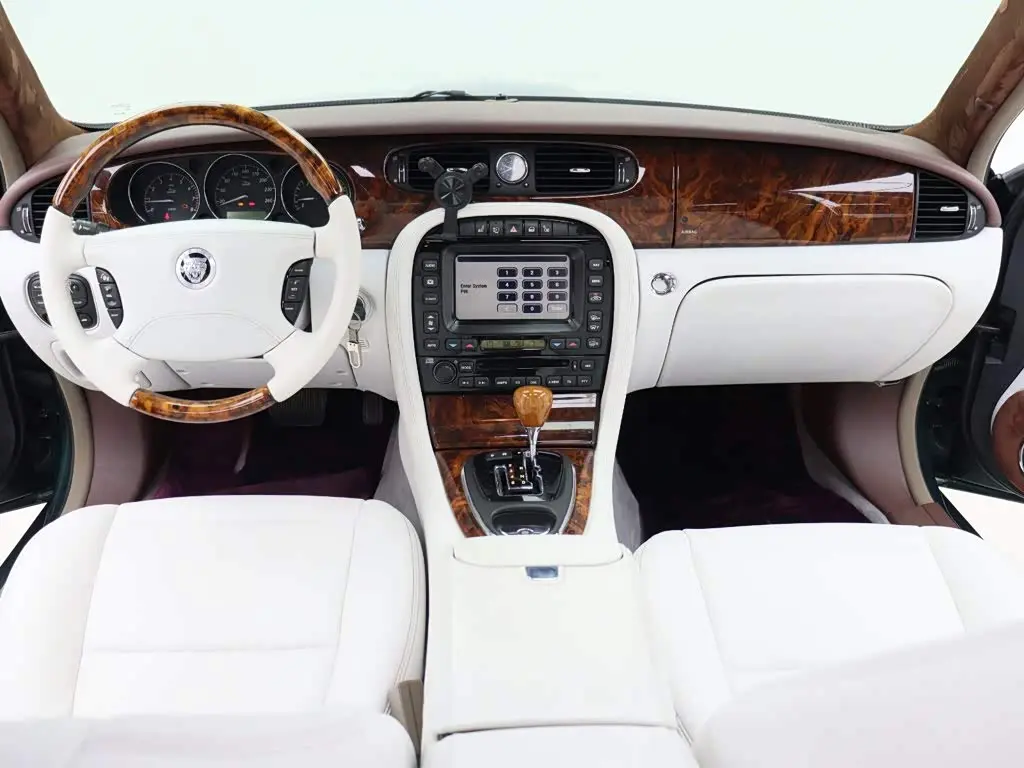 Jaguar XJ 2007 — Şəkil 13/20