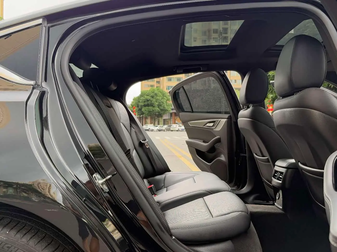 Cadillac CT5 2023 — Фото 20/20