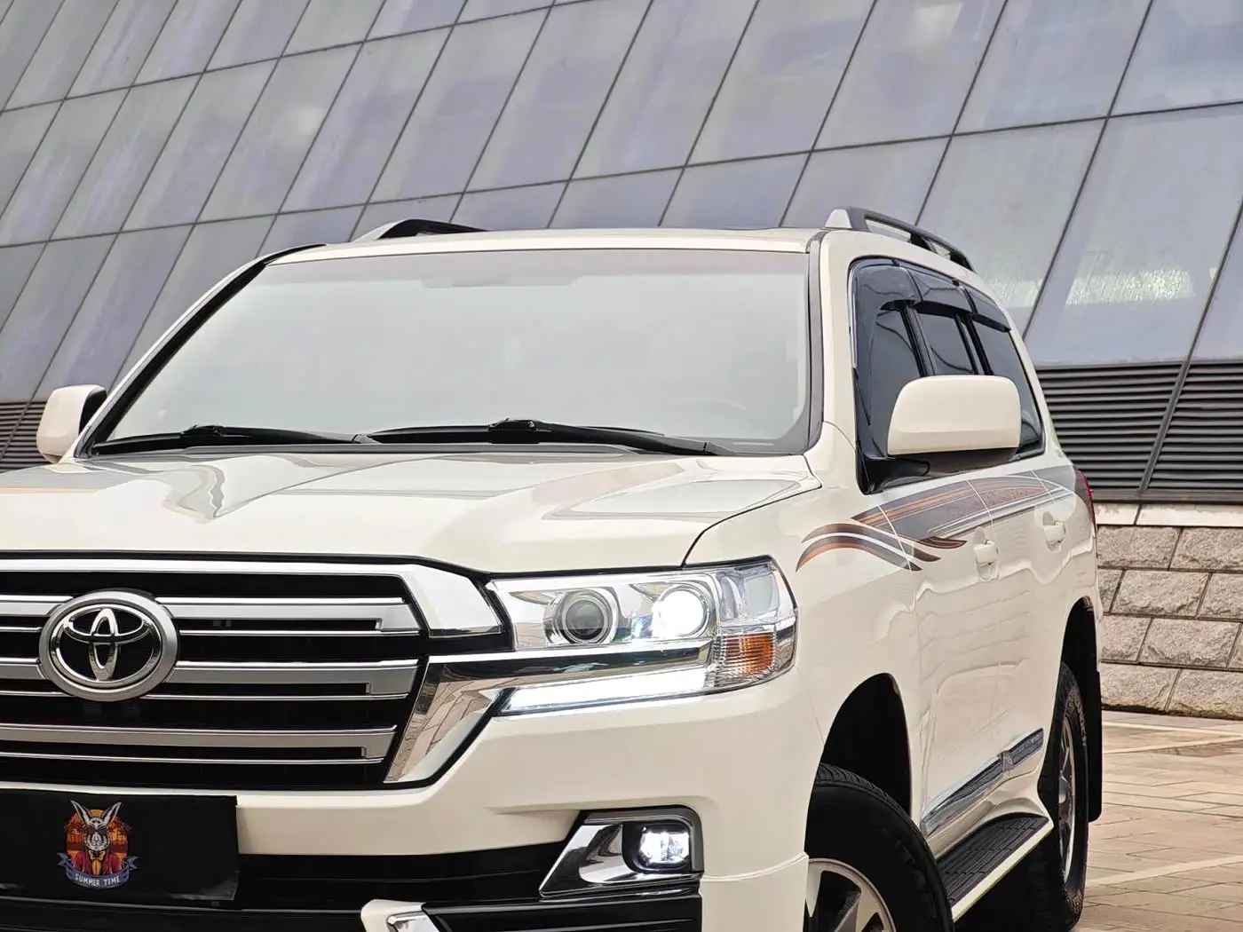 Toyota Land Cruiser 2011 — Photo 4/20