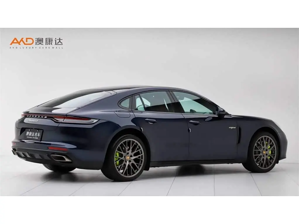 Porsche Panamera New Energy 2023 — Photo 3/10