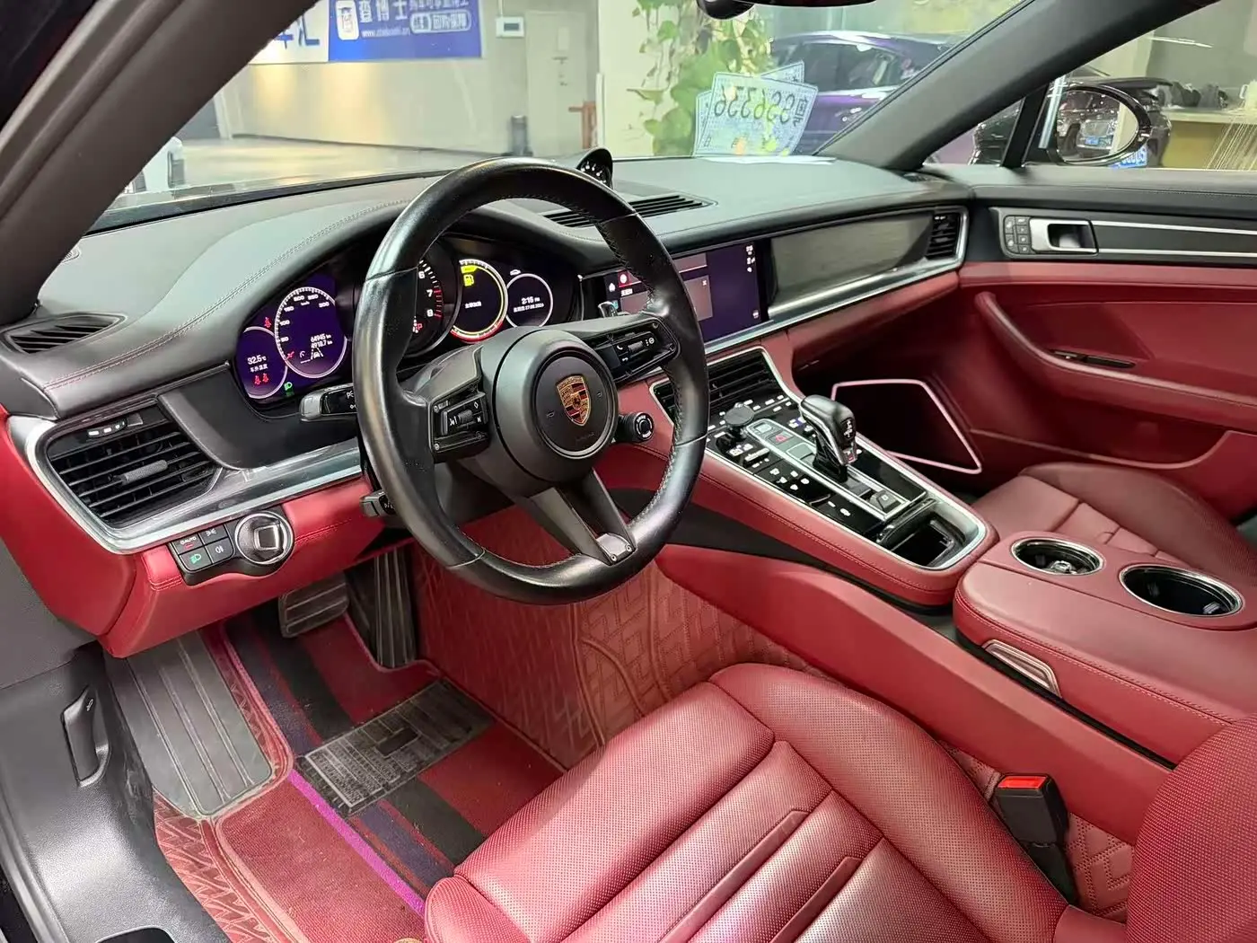 Porsche Panamera 2023 — Photo 4/11