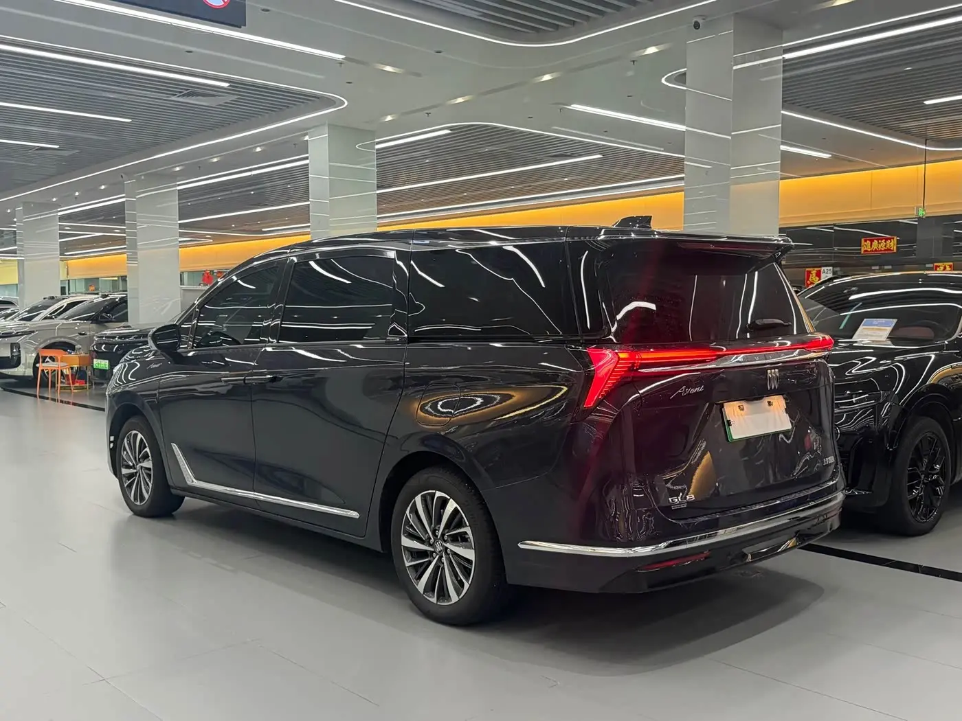 Buick GL8 New Energy 2025 — ფოტო 3/11