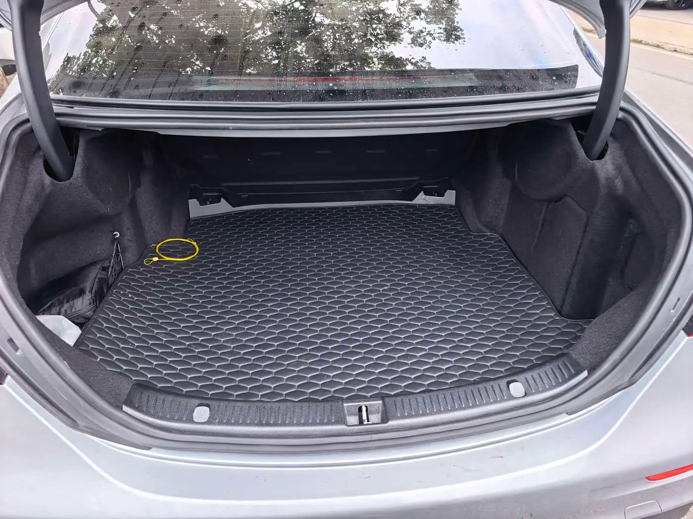 Mercedes-Benz E-Class 2022 — ფოტო 13/13