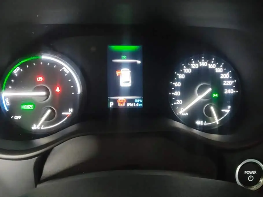 Toyota Sienna 2026 — Photo 14/16