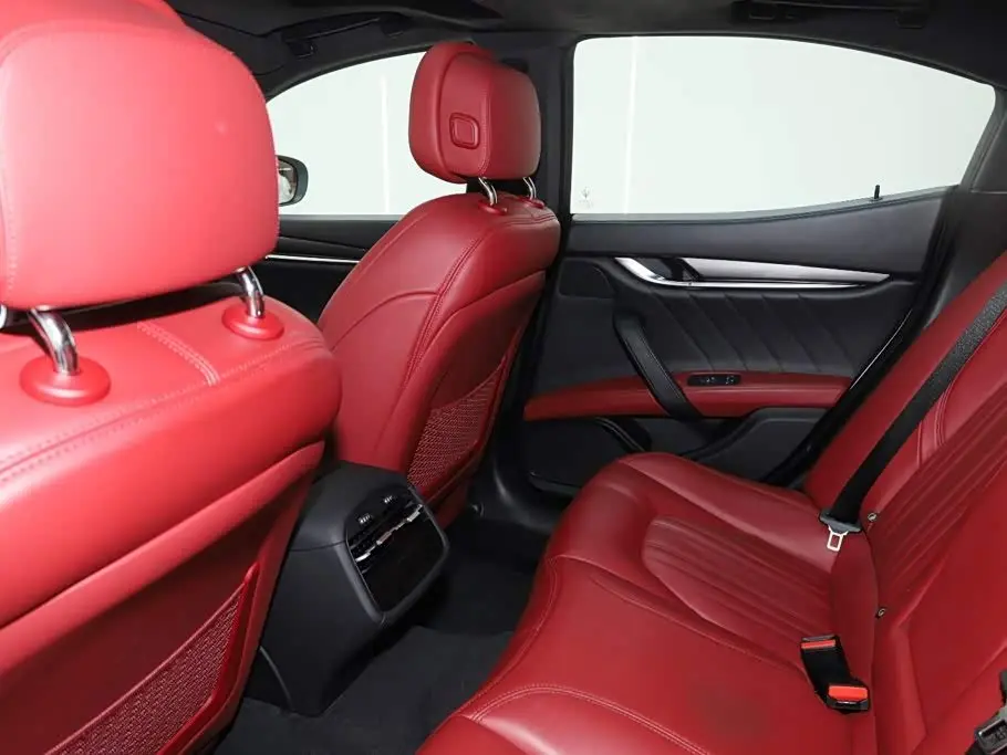 Maserati Ghibli 2021 — Photo 20/20