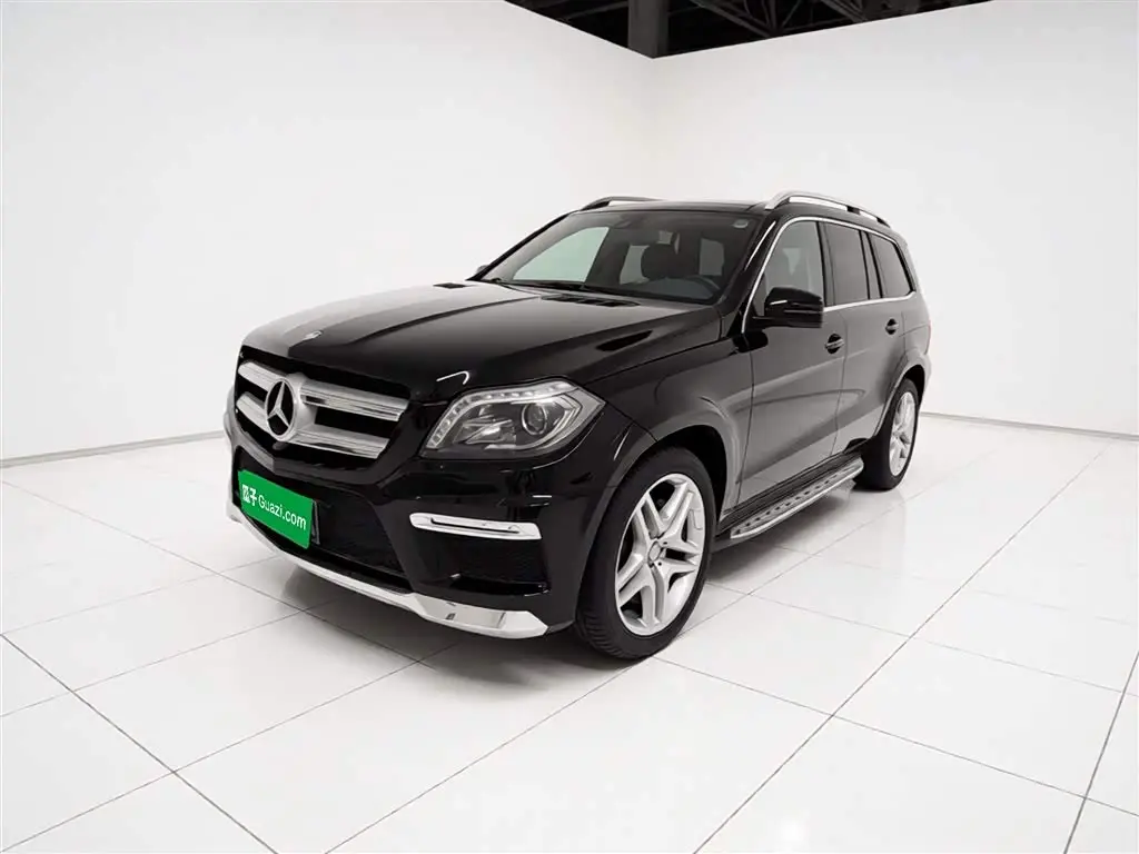 Mercedes-Benz GL-Class 2015 — Photo 1/20