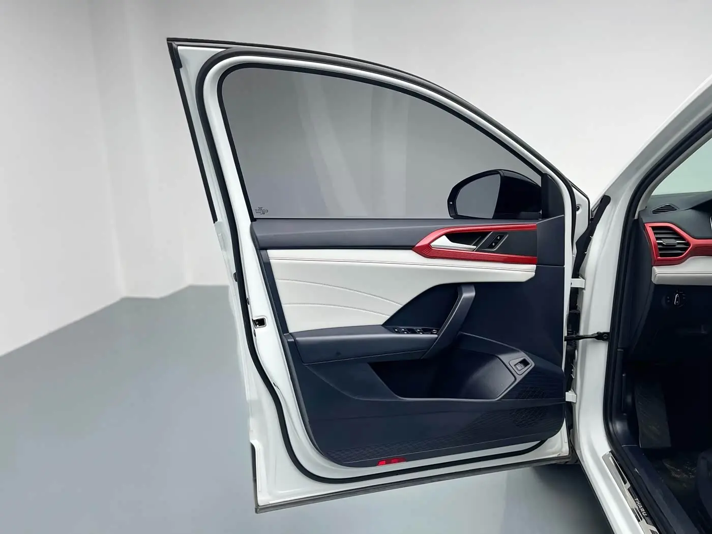 Volkswagen Tharu 2023 — Şəkil 19/20