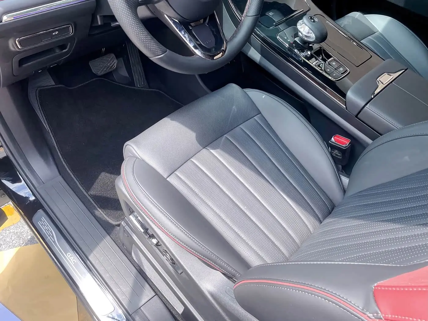 GAC Trumpchi Trumpchi M8 2024 — Şəkil 18/20