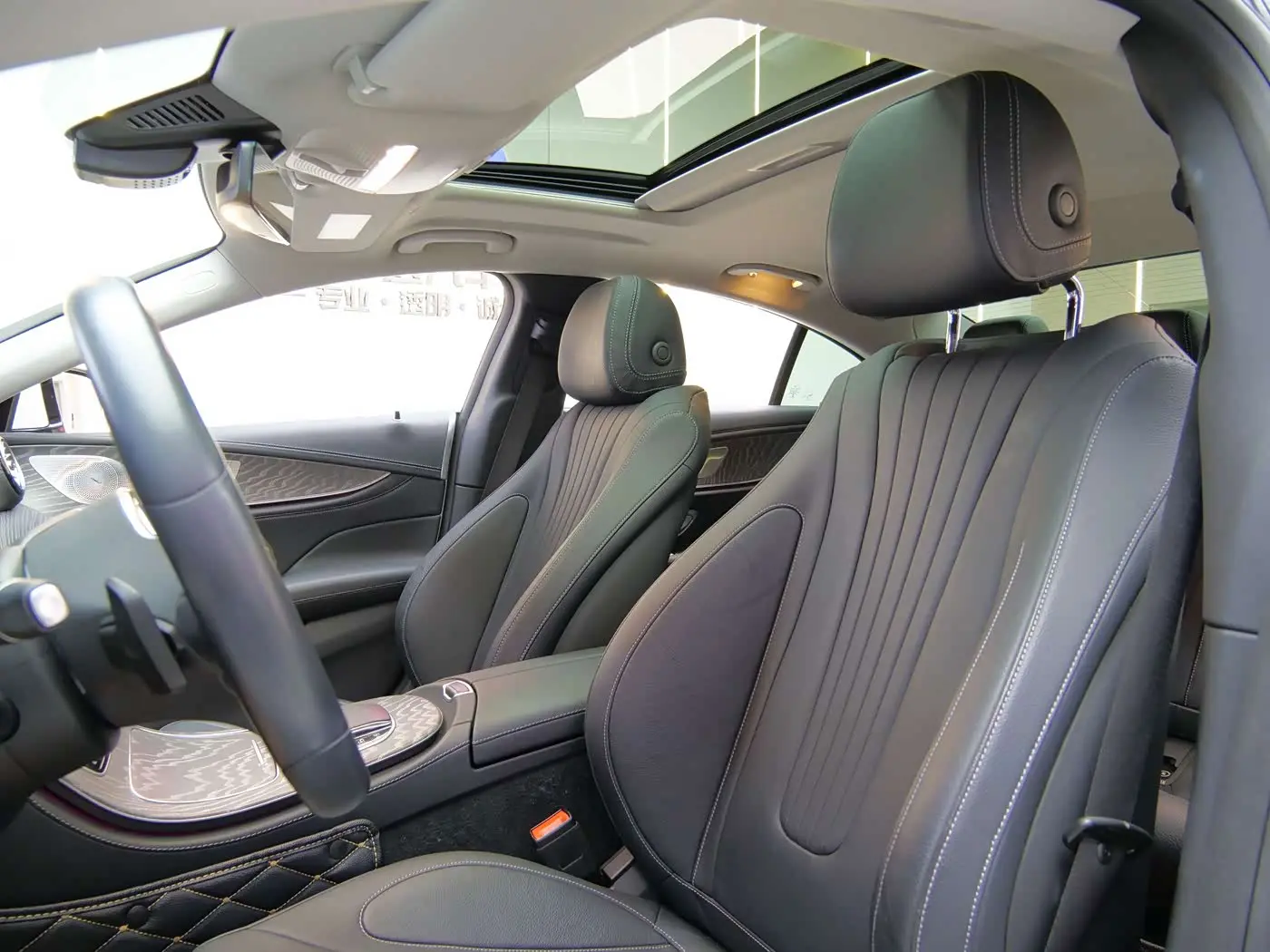 Mercedes-Benz CLS 2021 — Photo 10/16