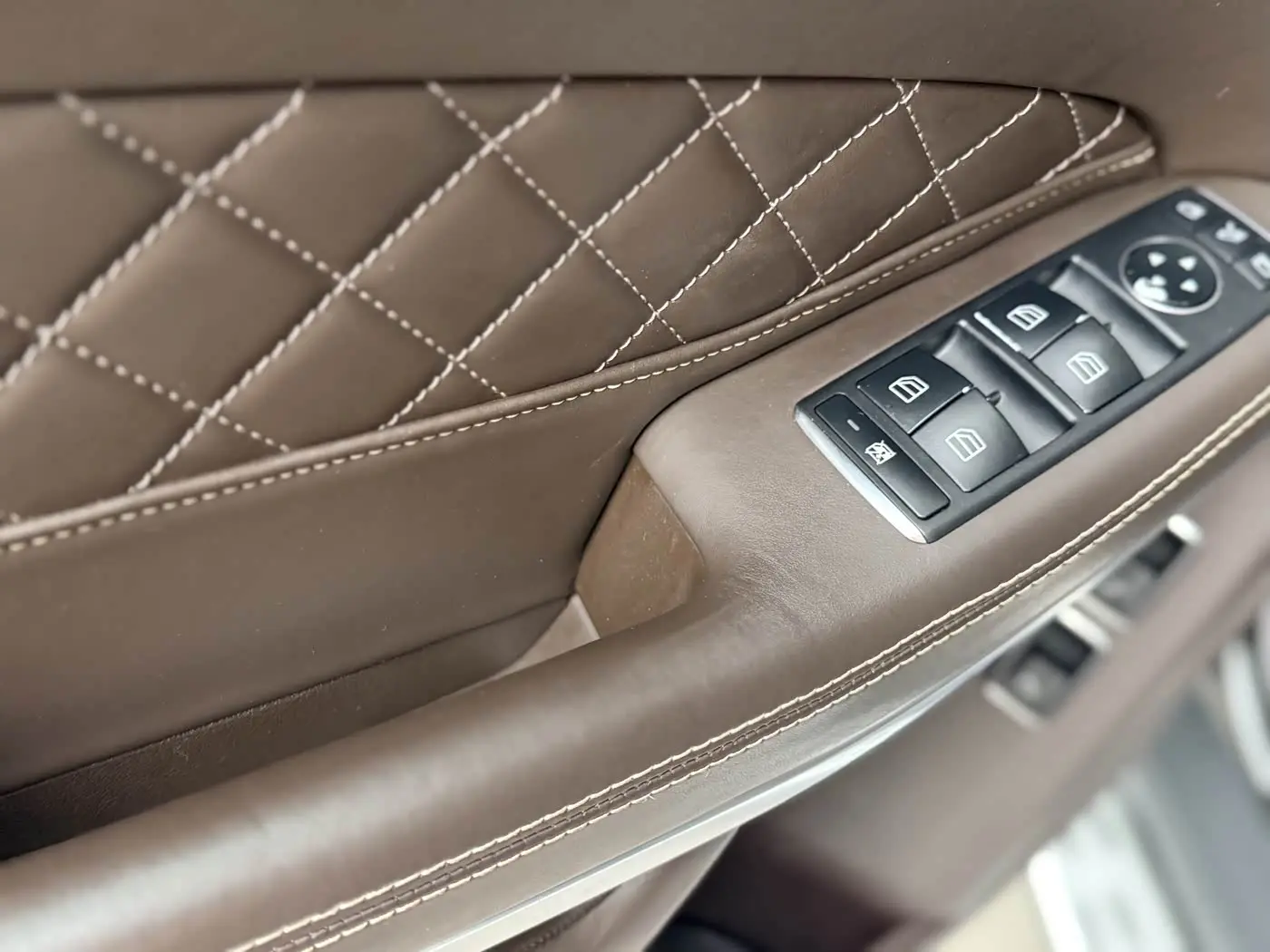 Mercedes-Benz GLS 2019 — Фото 20/20
