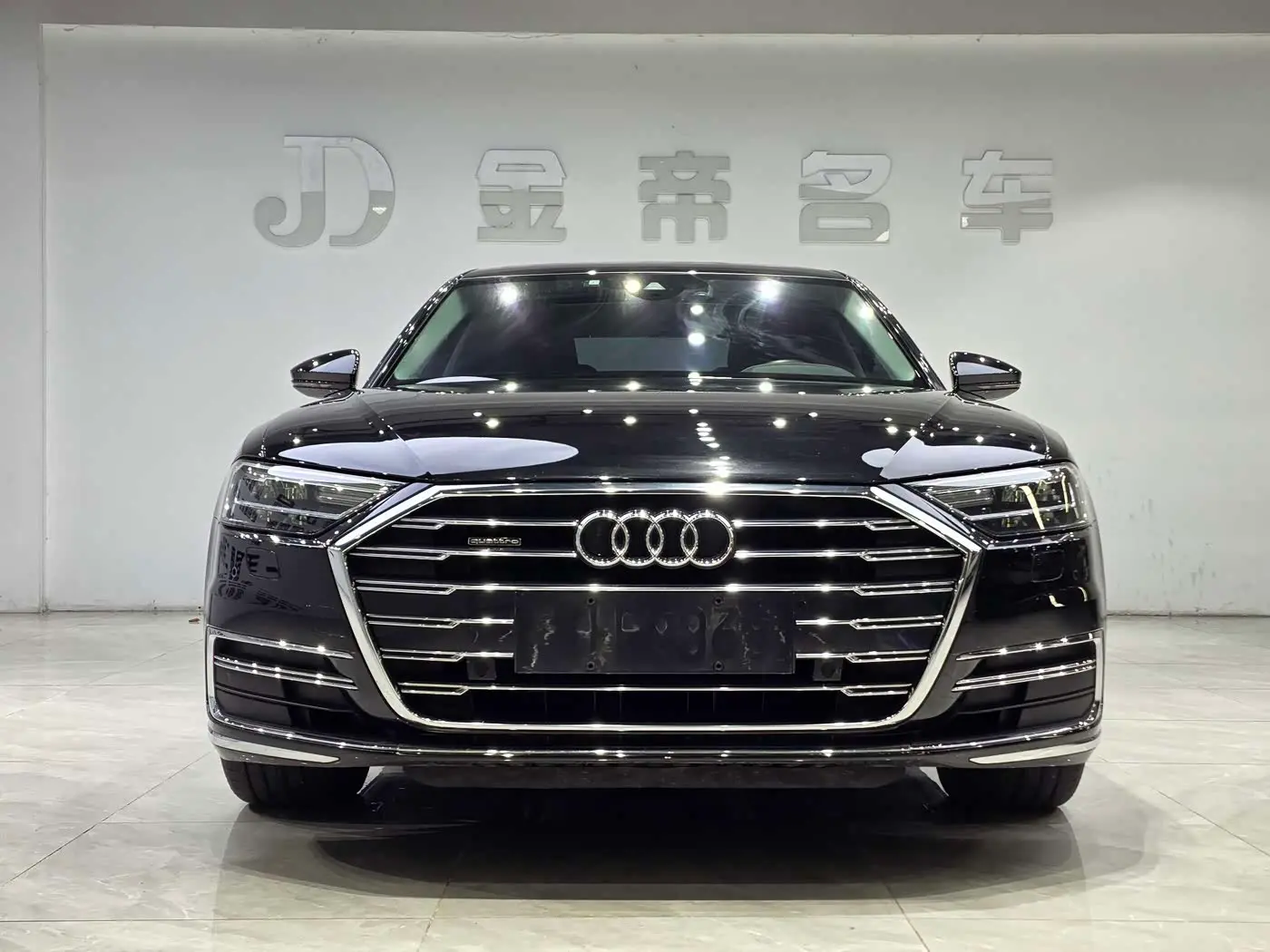 Audi A8 2020 — Photo 2/16