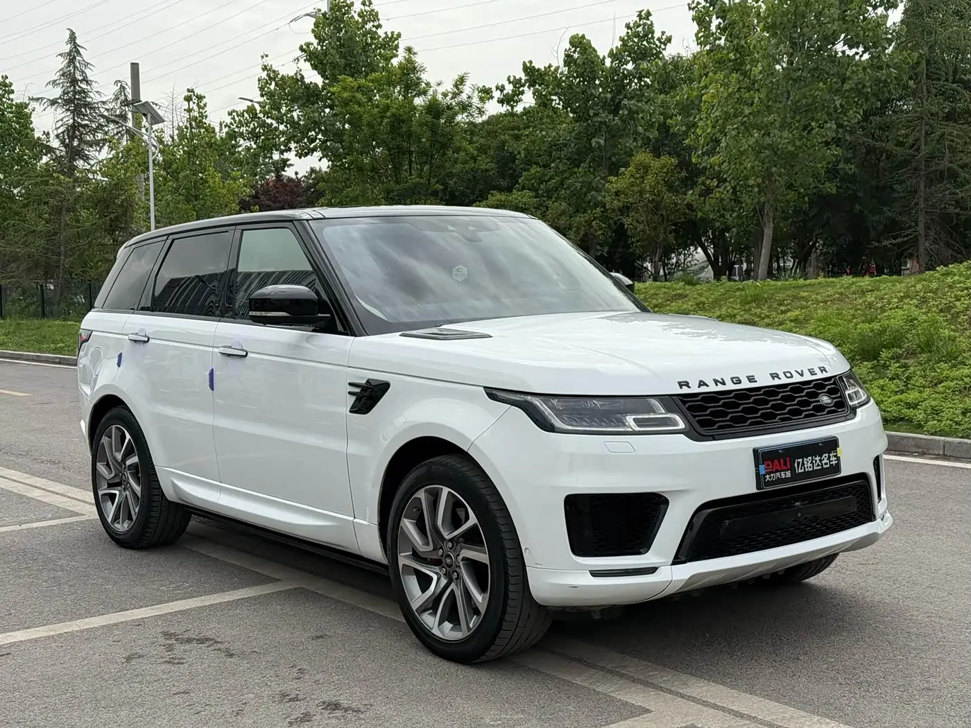 Land Rover Range Rover Sport 2018 — Фото 3/16