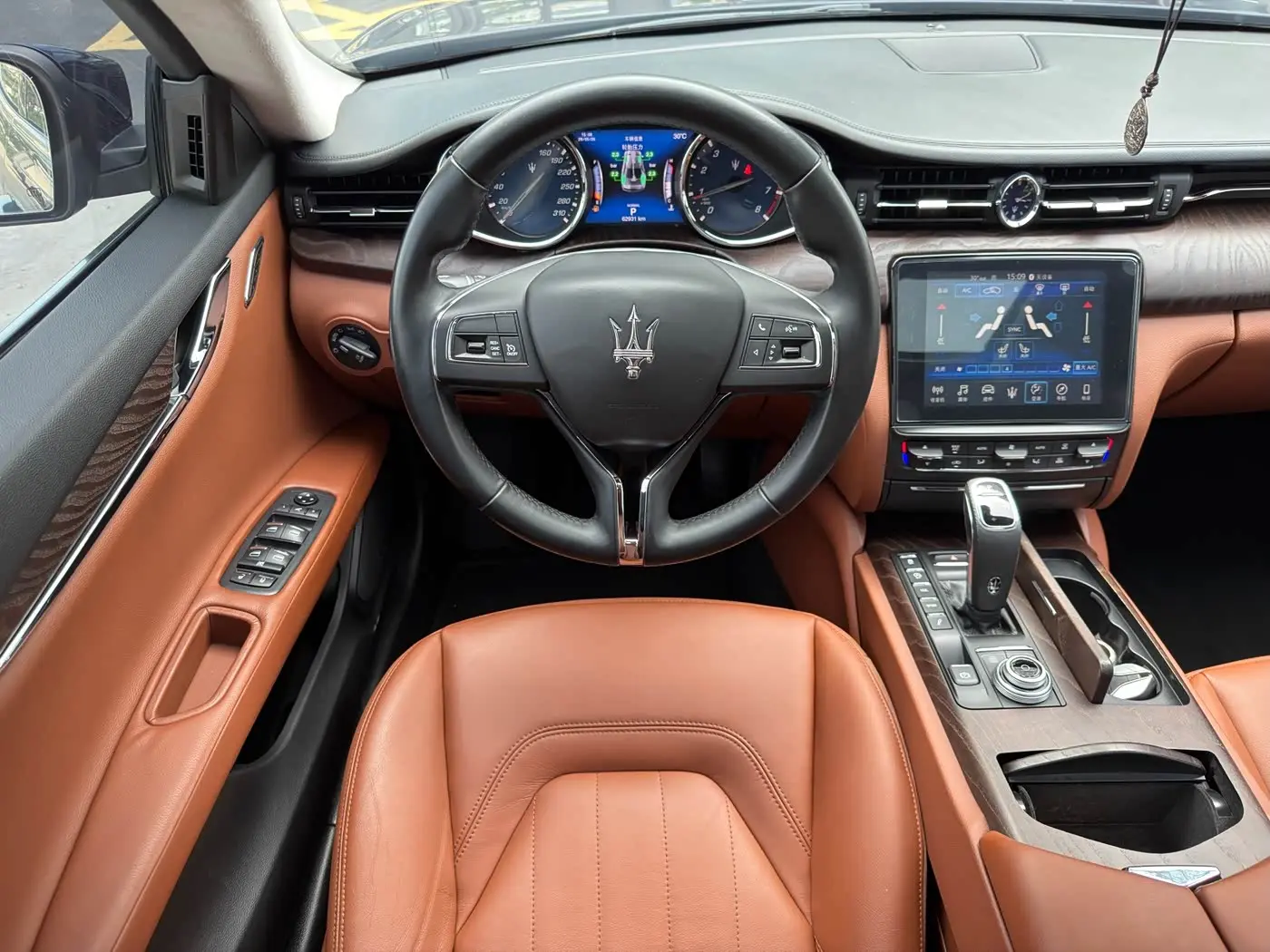 Maserati Quattroporte 2021 — Photo 10/15