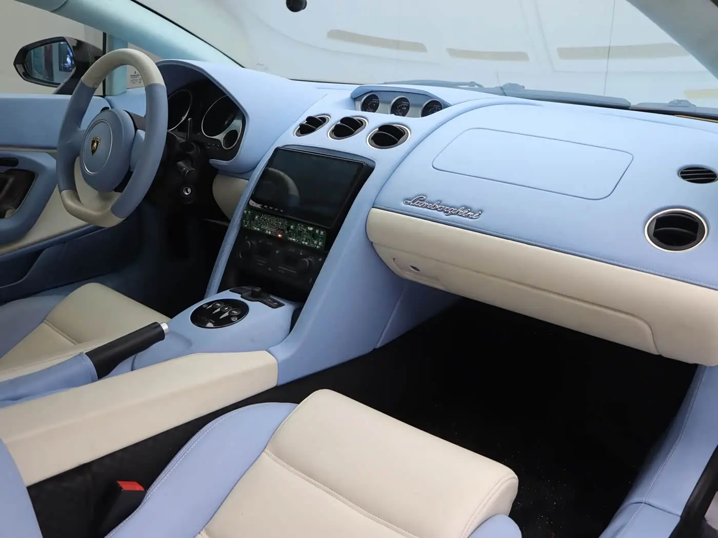 Lamborghini Gallardo 2012 — Şəkil 17/20