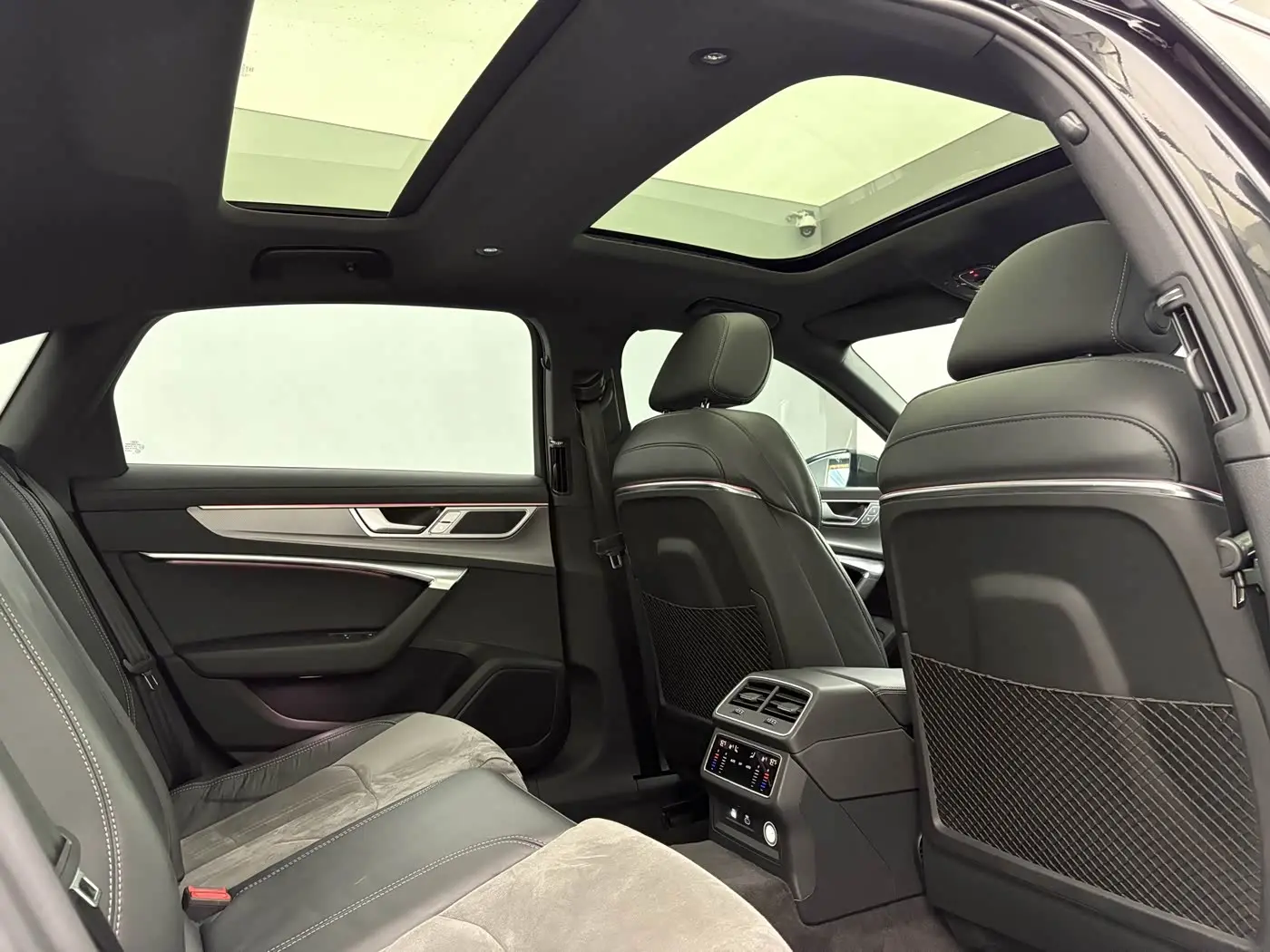 Audi A6L 2024 — ფოტო 19/20