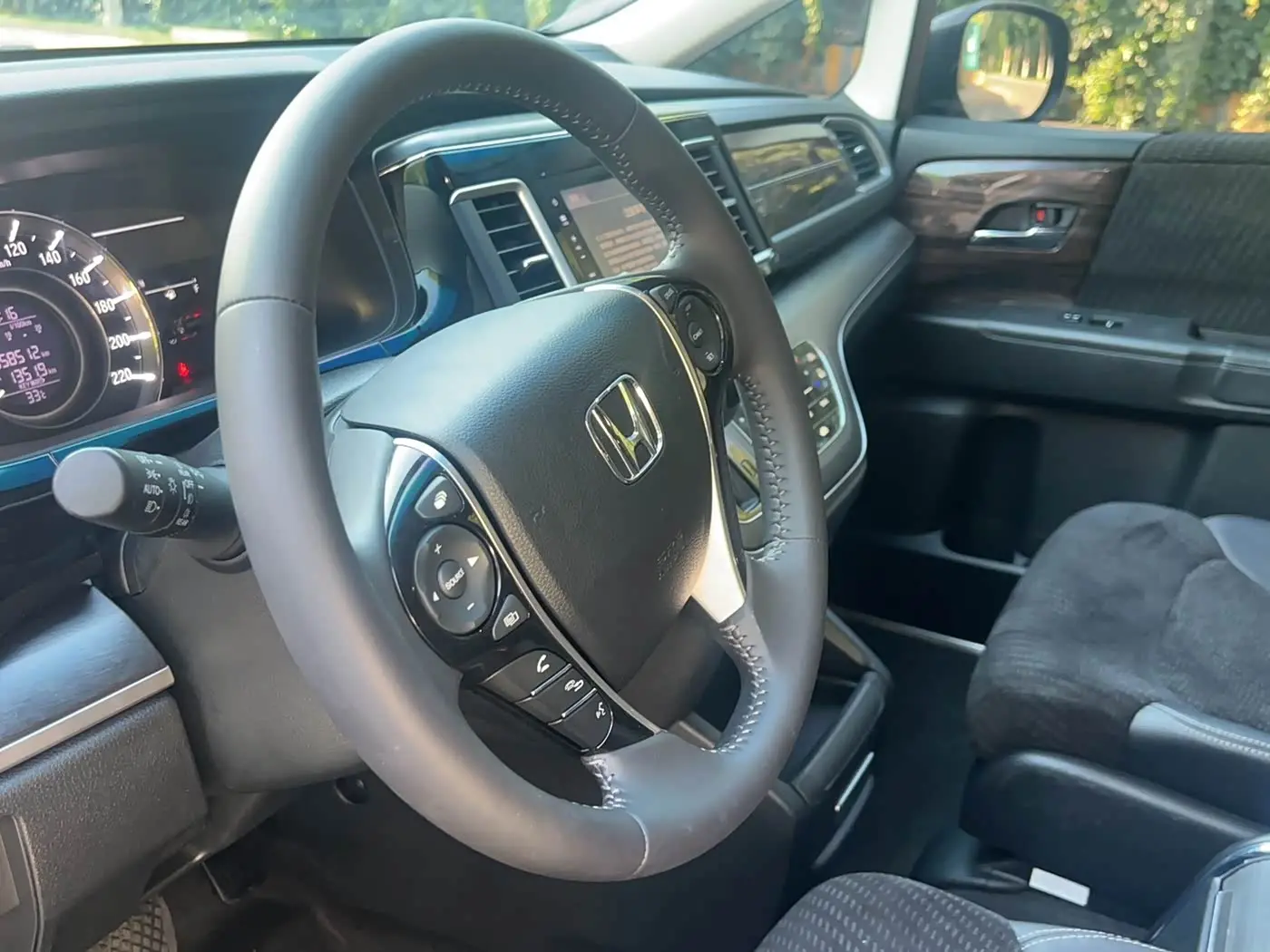 Honda Elysion 2019 — Şəkil 9/17