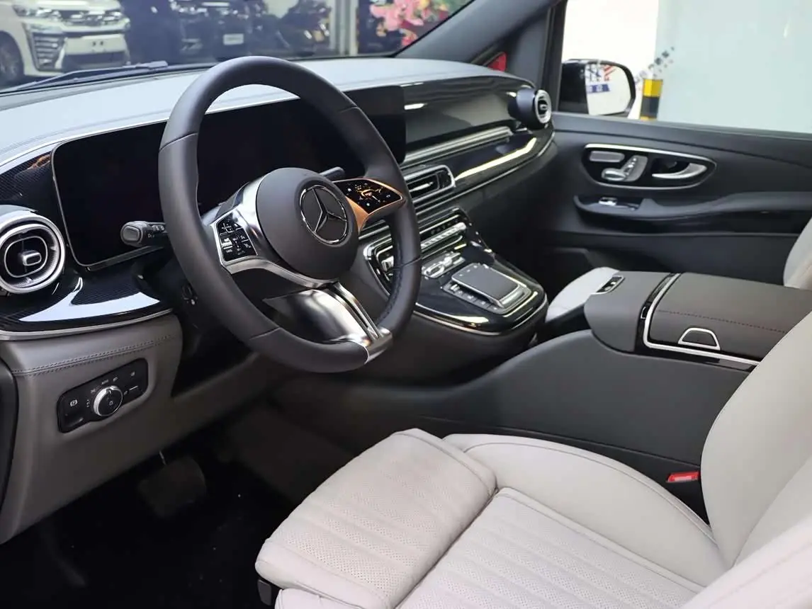 Mercedes-Benz V-Class 2025 — Şəkil 5/20