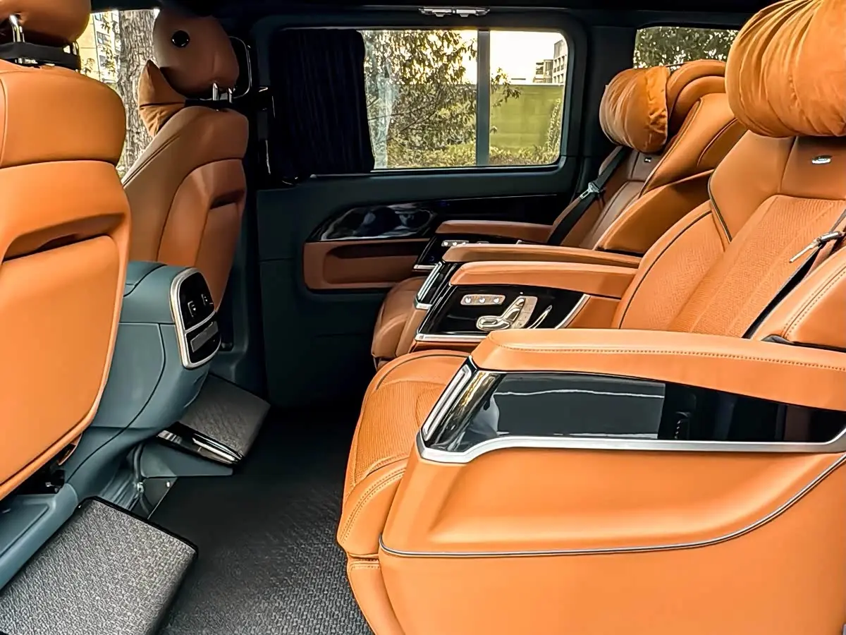 Mercedes-Benz Vito 2024 — Photo 10/20