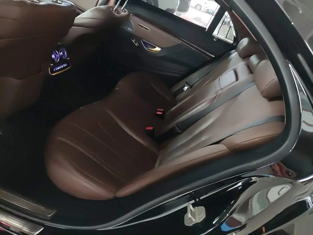 Mercedes-Benz S-Class 2017 — Photo 14/20