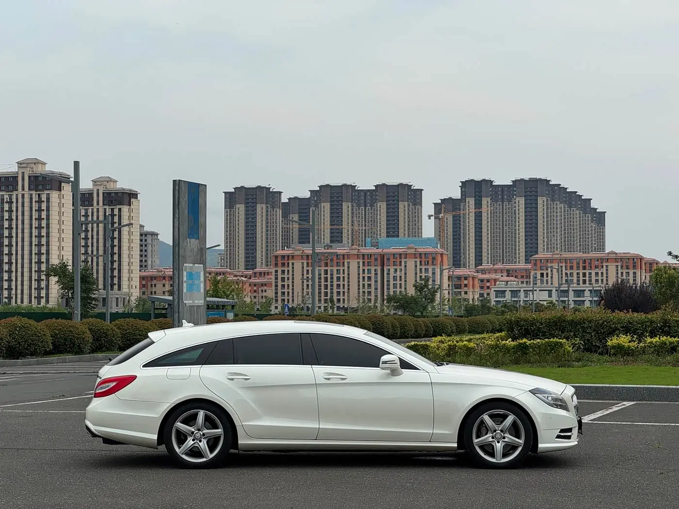 Mercedes-Benz CLS 2013 — Şəkil 7/8