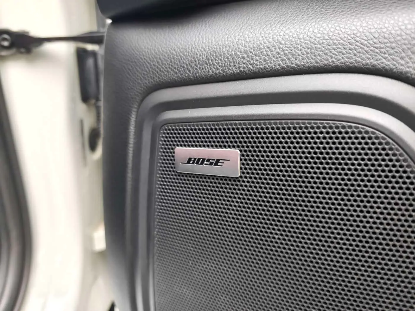 Porsche Macan 2021 — Photo 7/16