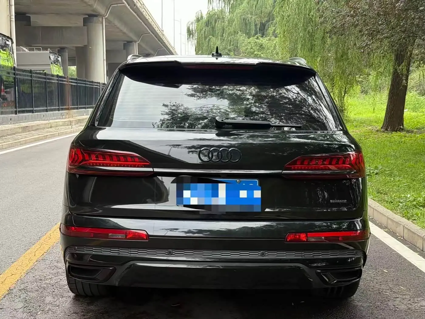 Audi Q7 2022 — Photo 3/16