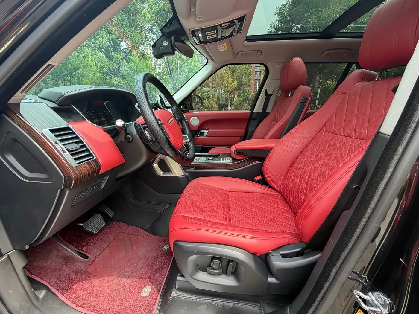 Land Rover Range Rover 2018 — Фото 4/18