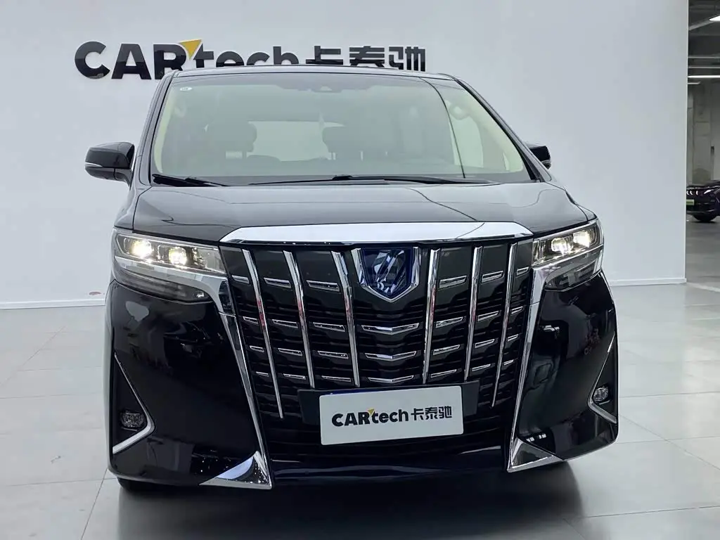 Toyota Alphard 2022 — Photo 9/20