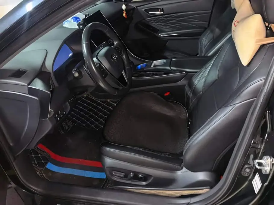 Toyota Avalon 2022 — Şəkil 9/16